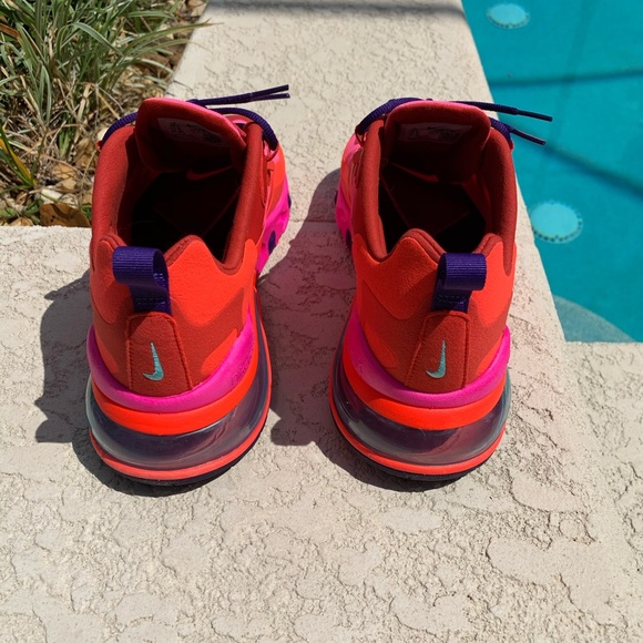 Air max 270 react • BRAND NEW • NEVER WORN • - Picture 9 of 15